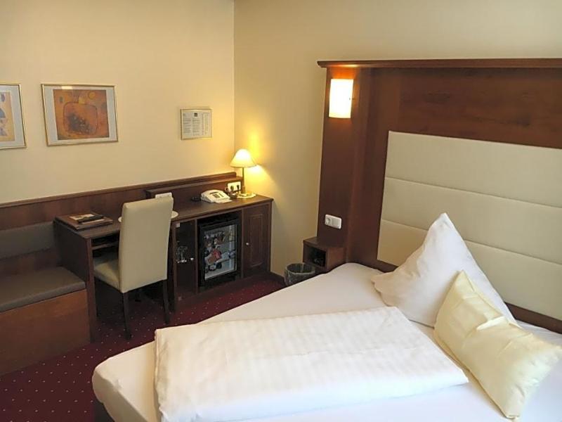 Klassik Hotel Am Tor image