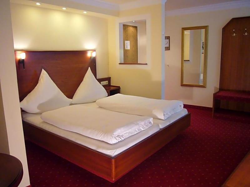 Klassik Hotel Am Tor image