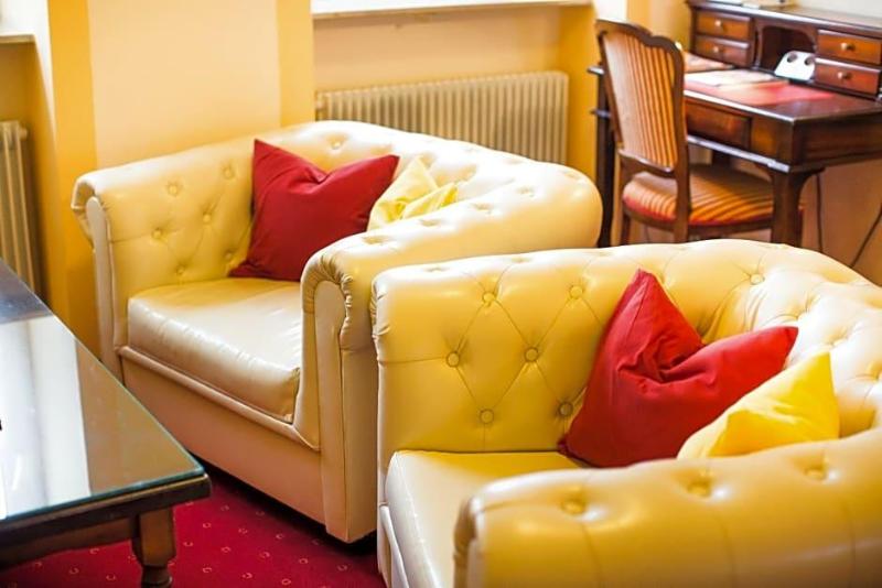 Klassik Hotel Am Tor image