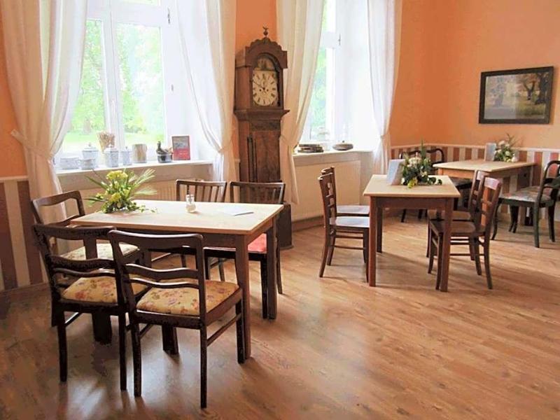 Landhotel Gut Zarrentin image
