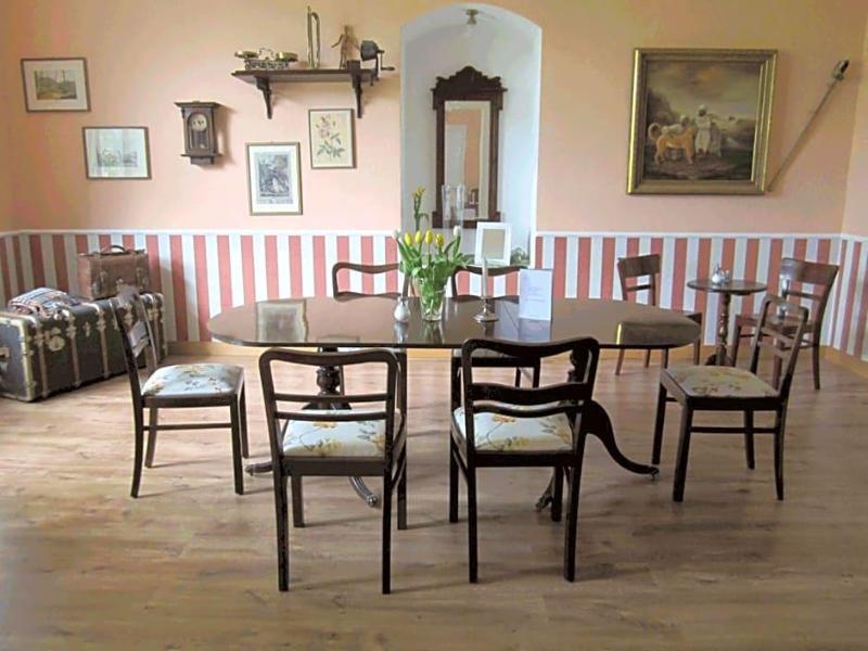 Landhotel Gut Zarrentin image