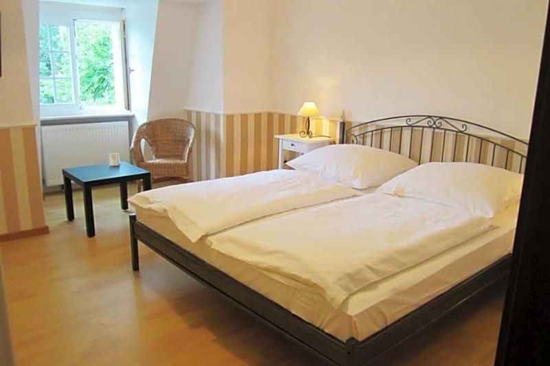 Landhotel Gut Zarrentin image