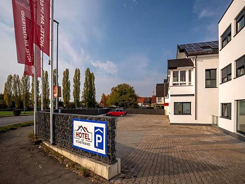 Hotel Am Stadtrand image