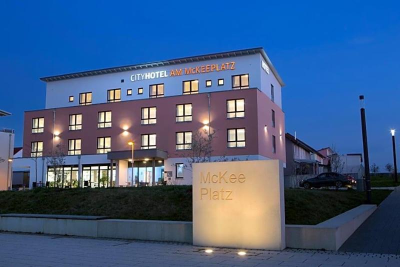 Cityhotel Am Mckeeplatz image