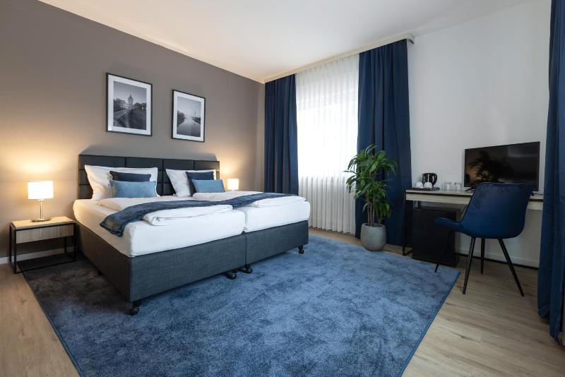 Hotel Wegener image