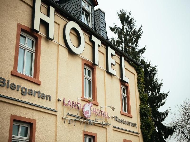 Landhotel Airport Inn image