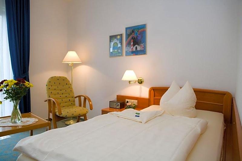 Central Inn Hotel Garni image