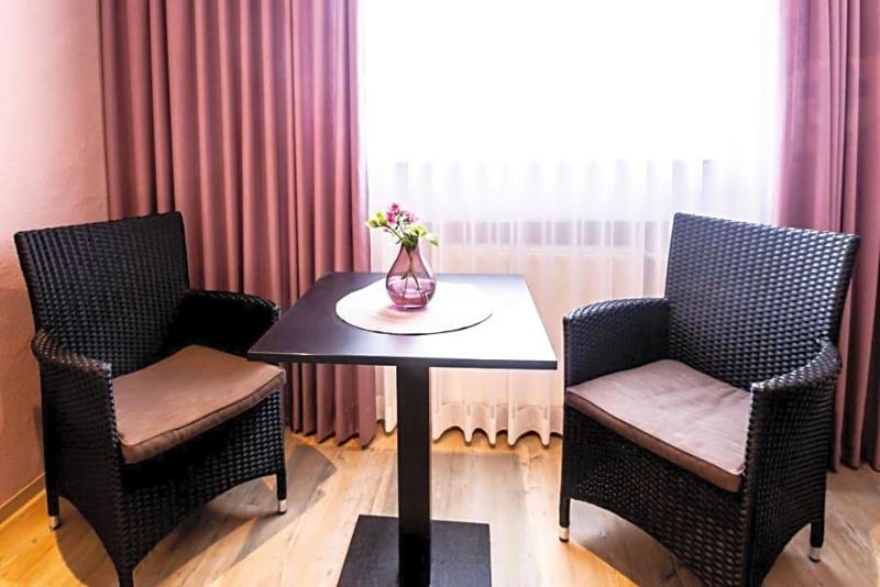 Hotel Restaurant Verst image