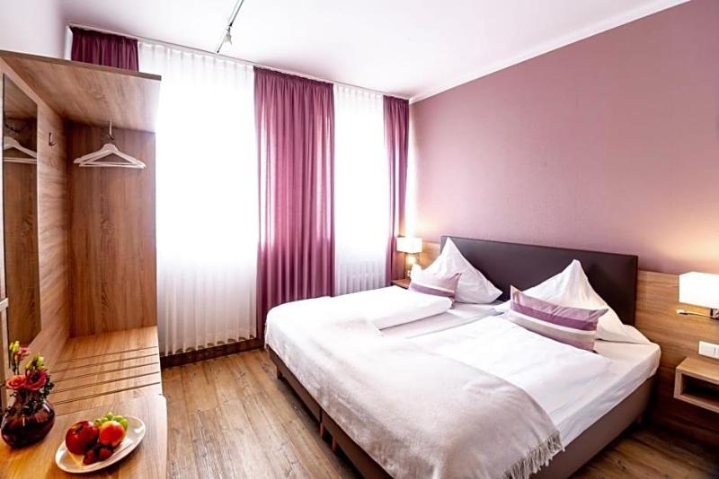 Hotel Restaurant Verst image