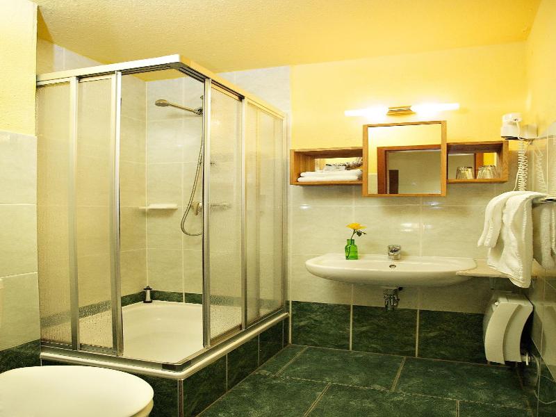 Hotel Zur Kutsche image