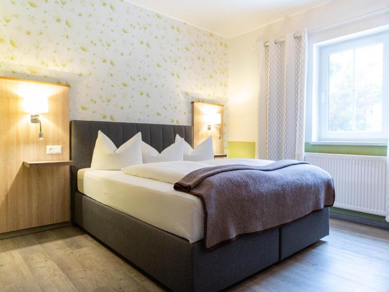 Hotel Zur Kutsche image