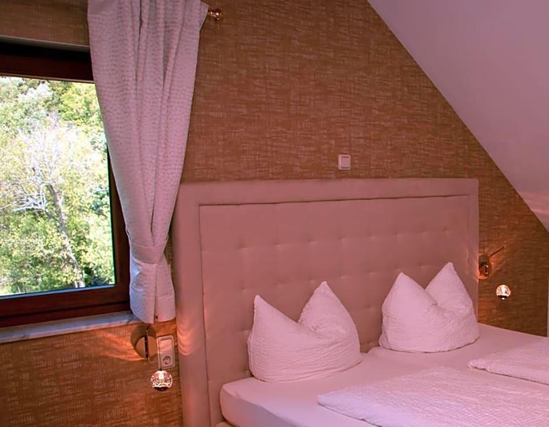 Hotel Restaurant Laux image