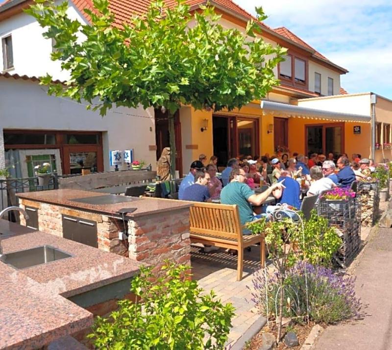 Hotel Restaurant Laux image