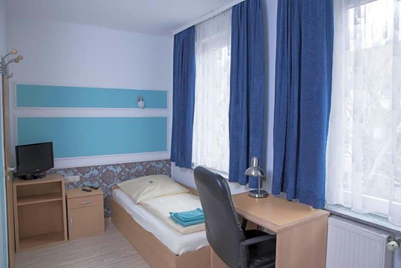 Pension Central Nuernberg Fuerth image