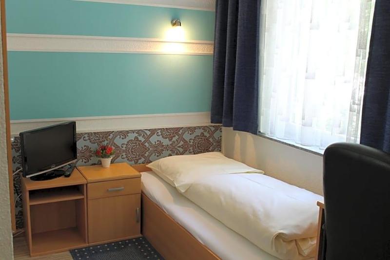Pension Central Nuernberg Fuerth image