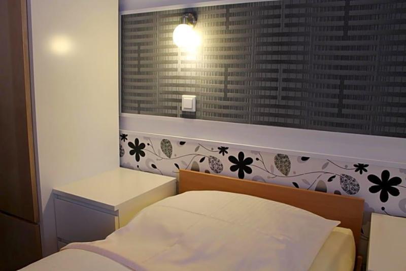 Pension Central Nuernberg Fuerth image