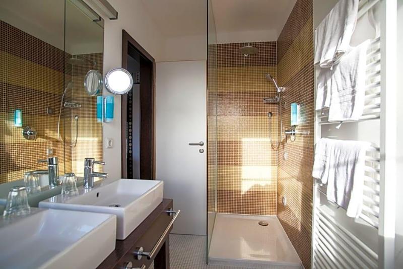 Retro Design Hotel image