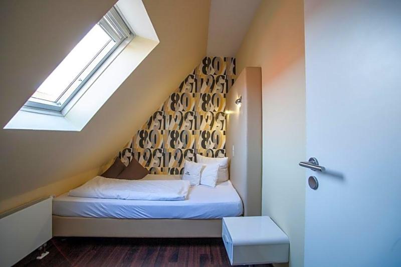 Retro Design Hotel image