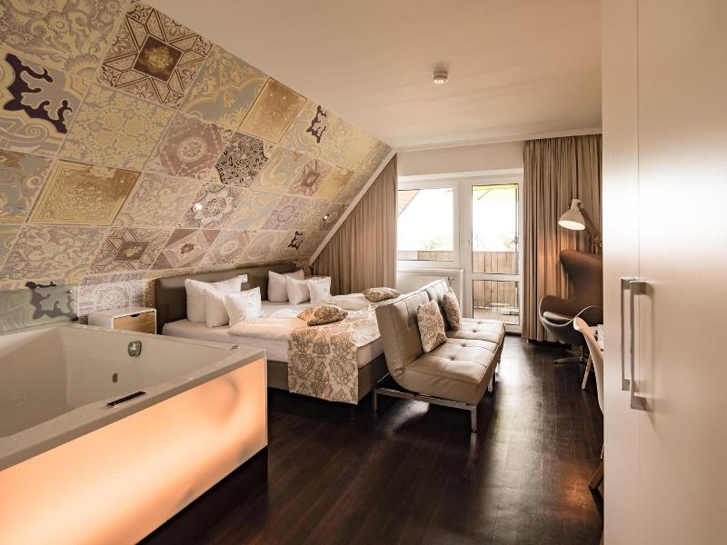 Retro Design Hotel image