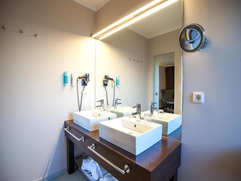 Retro Design Hotel image