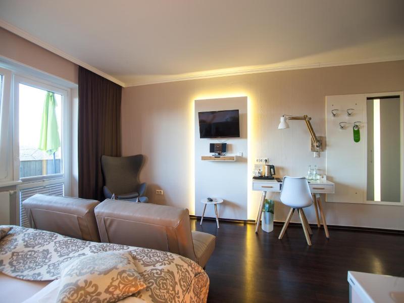 Retro Design Hotel image