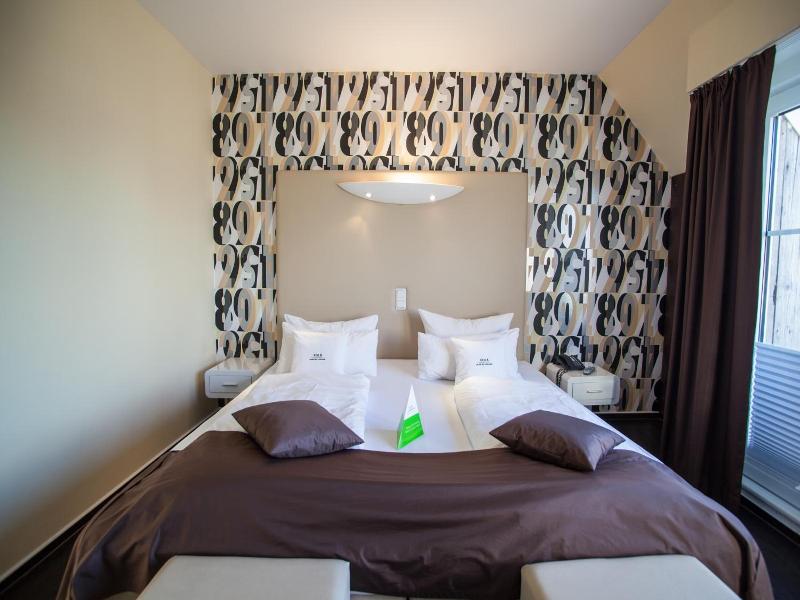 Retro Design Hotel image