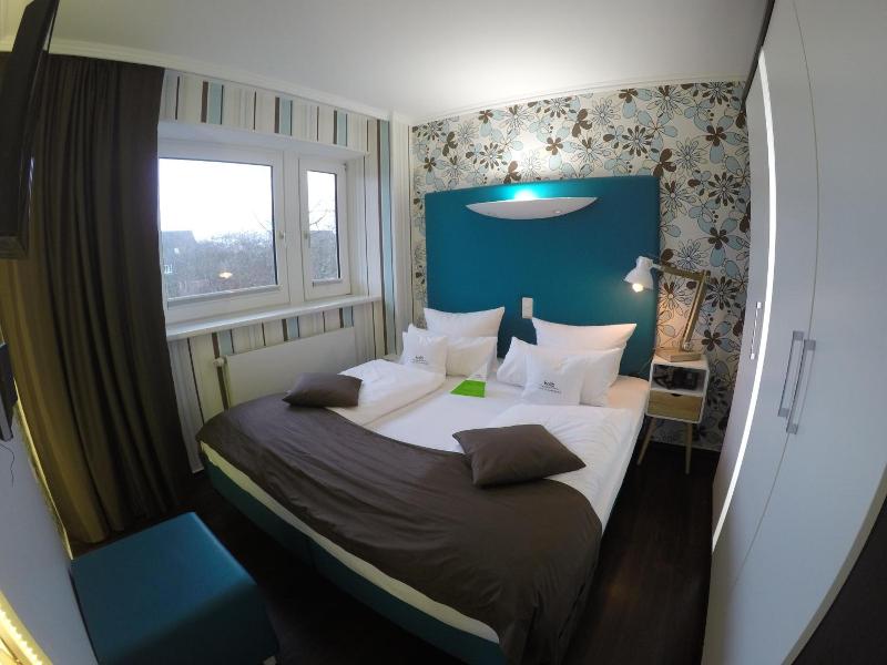 Retro Design Hotel image