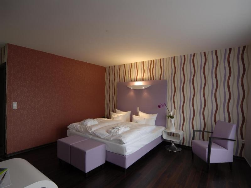 Retro Design Hotel image