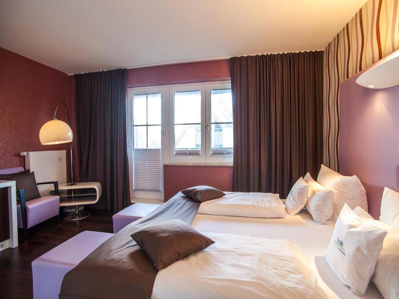 Retro Design Hotel image