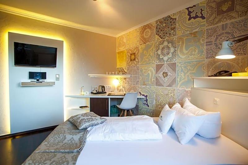 Retro Design Hotel image