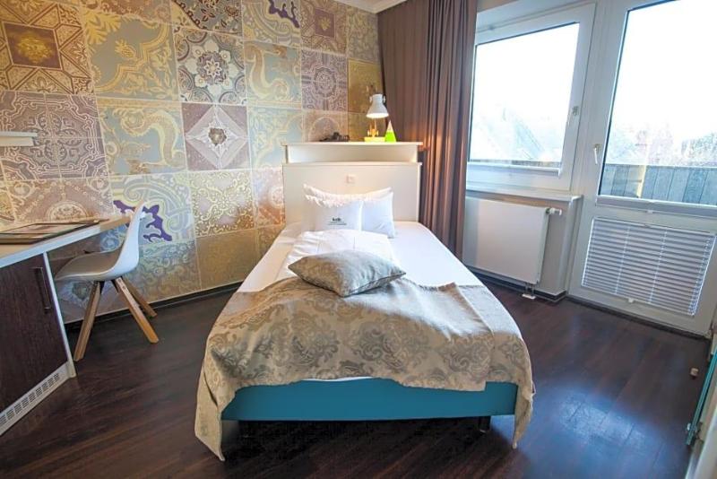 Retro Design Hotel image