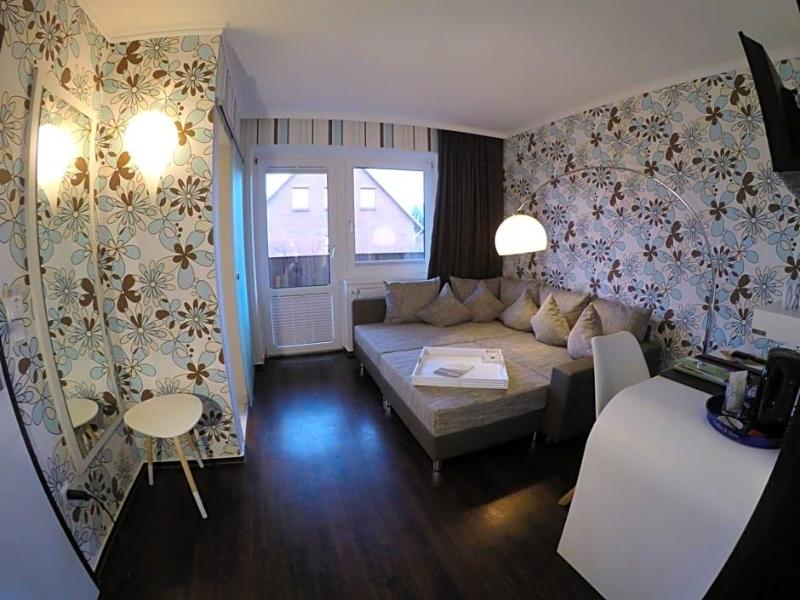 Retro Design Hotel image