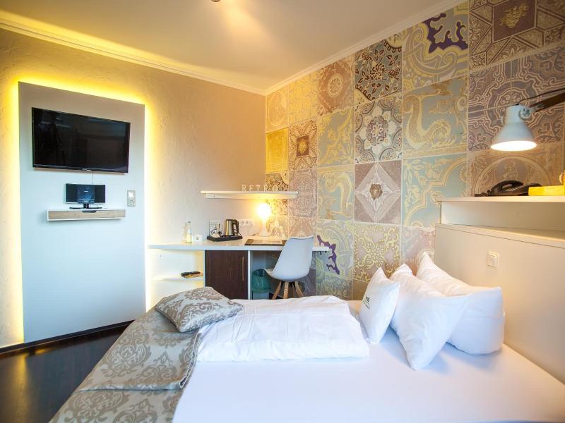 Retro Design Hotel image