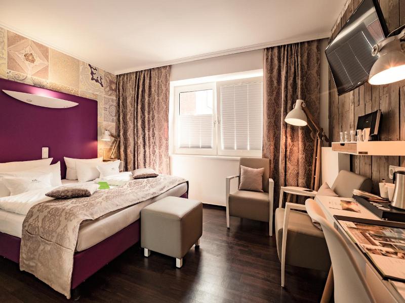 Retro Design Hotel image