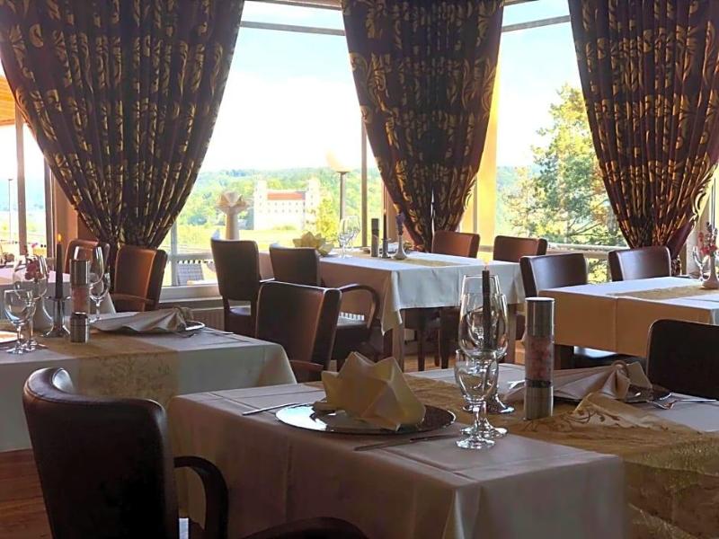 Wellnesshotel Schv Nblick Superior image