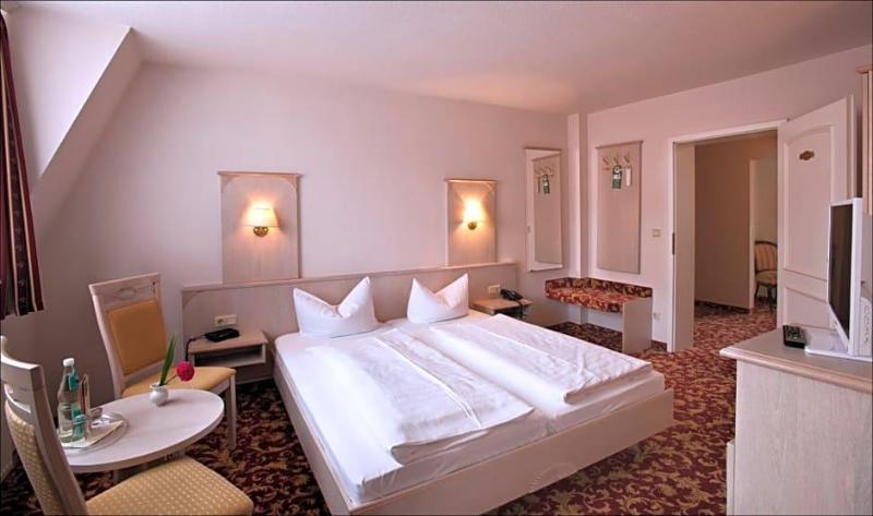 Villa Antonia image
