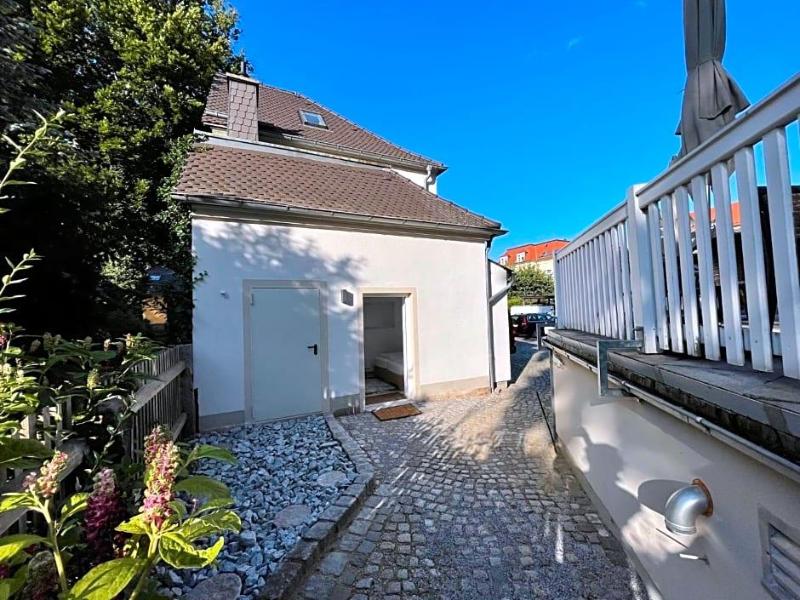 Villa Antonia image
