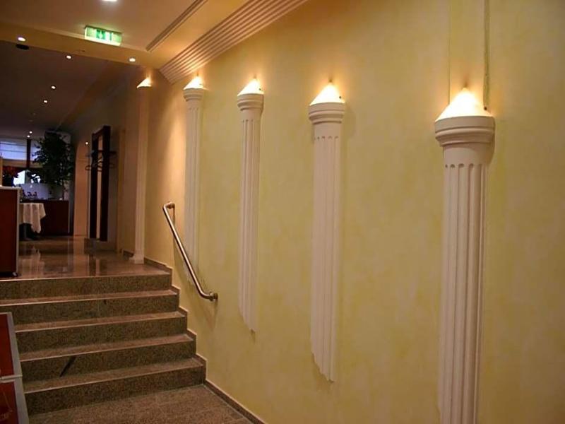 Hotel Zur Riede Bei Bremen — exterior view