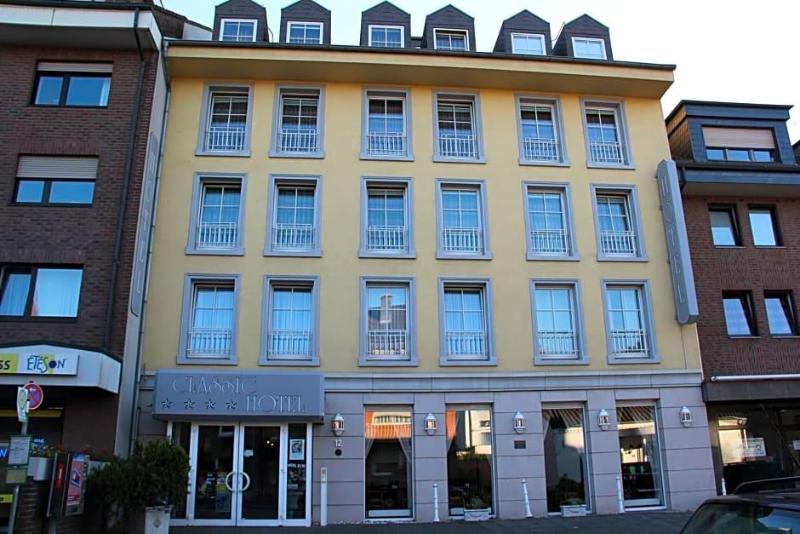 Classic Hotel Kaarst image