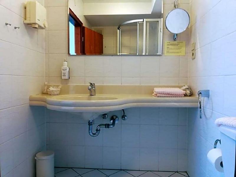 Classic Hotel Kaarst image
