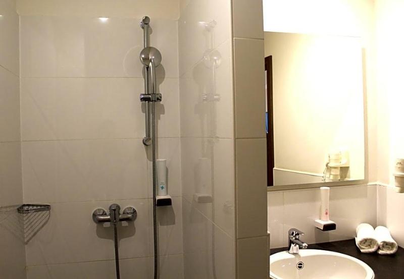 Come In Hotel image