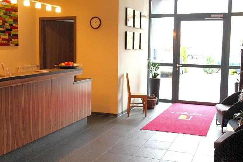 Come In Hotel image