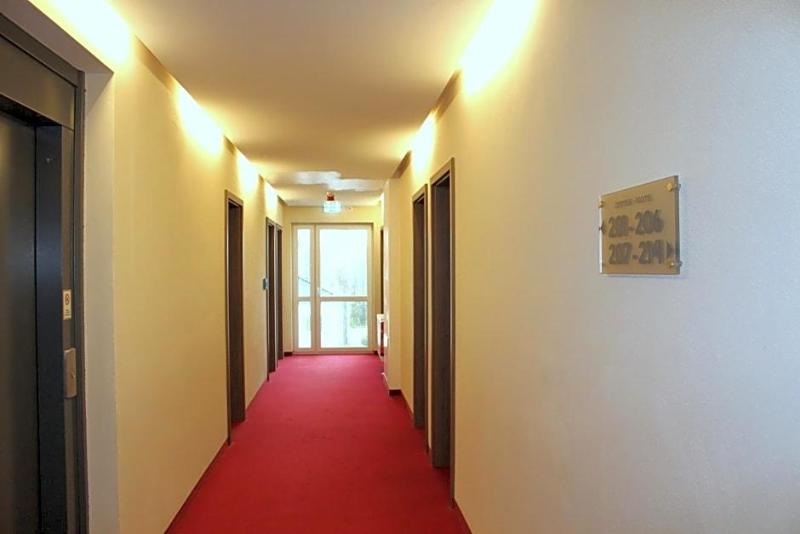Come In Hotel image
