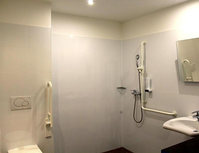 Come In Hotel image