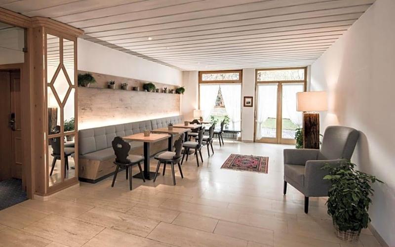 Hotel Fischerwirt image