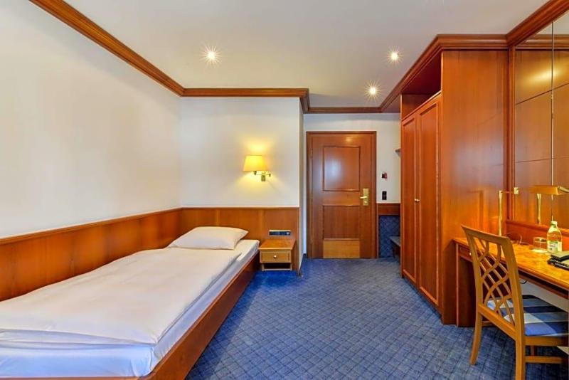 Hotel Fischerwirt image