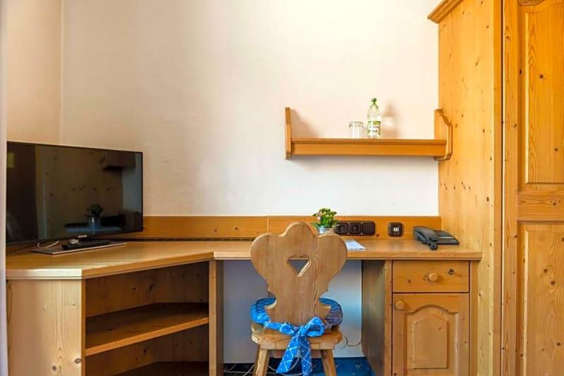Hotel Fischerwirt image