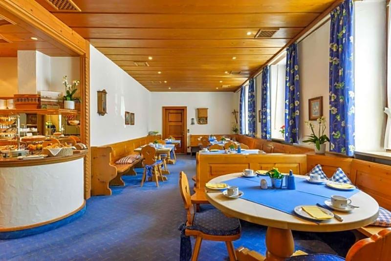 Hotel Fischerwirt image