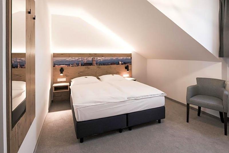 Hotel Fischerwirt image