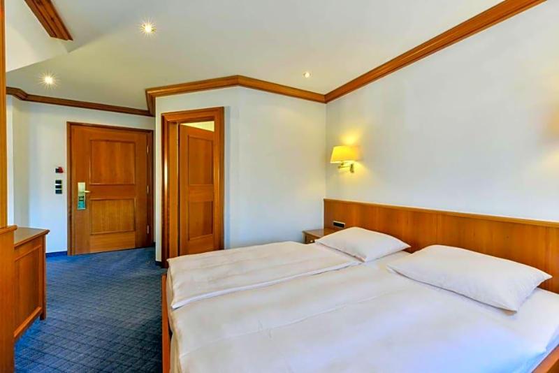 Hotel Fischerwirt image